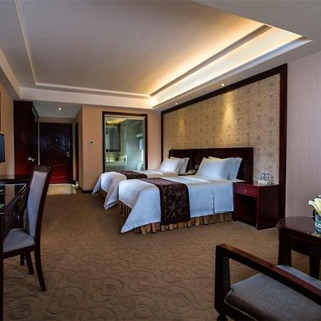 Vienna Hotel Shenzhen Fenghuang Road Екстериор снимка