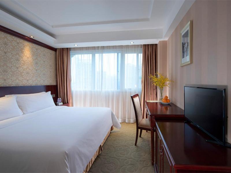 Vienna Hotel Shenzhen Fenghuang Road Екстериор снимка
