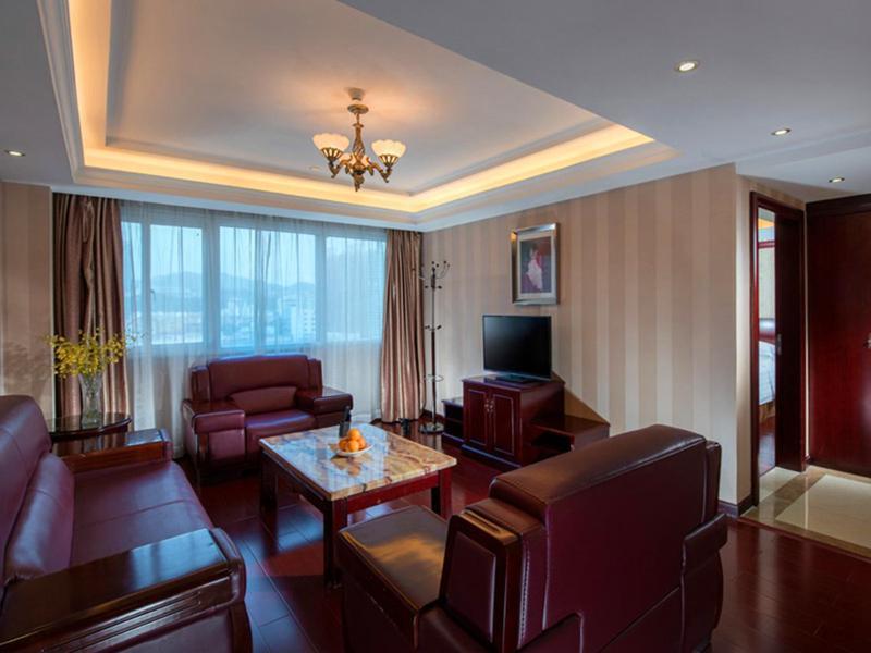 Vienna Hotel Shenzhen Fenghuang Road Екстериор снимка